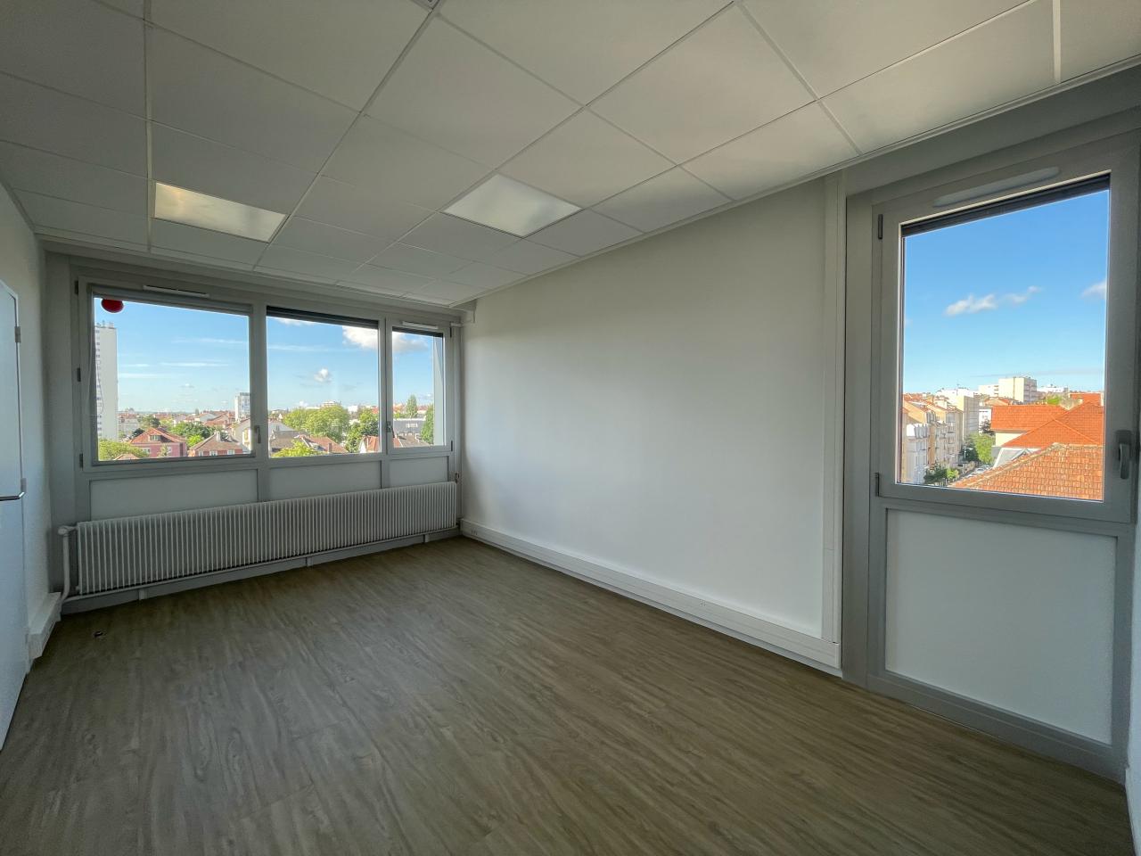 Bureau Metz 107m² Location bureau Metz Moselle OLBUR2424577 2